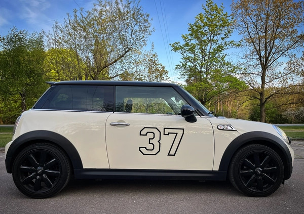 MINI Cooper S cena 32000 przebieg: 165750, rok produkcji 2007 z Warszawa małe 742